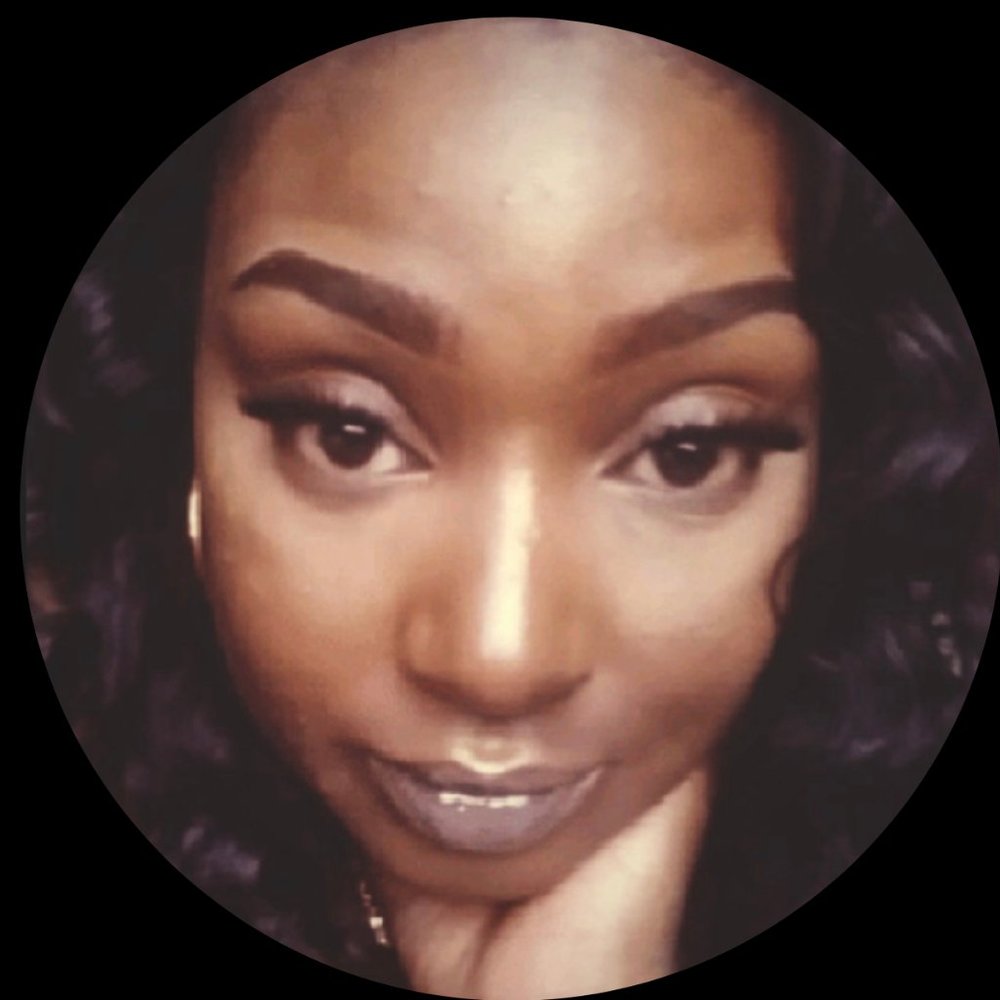 Meet your Posher, Deneisha